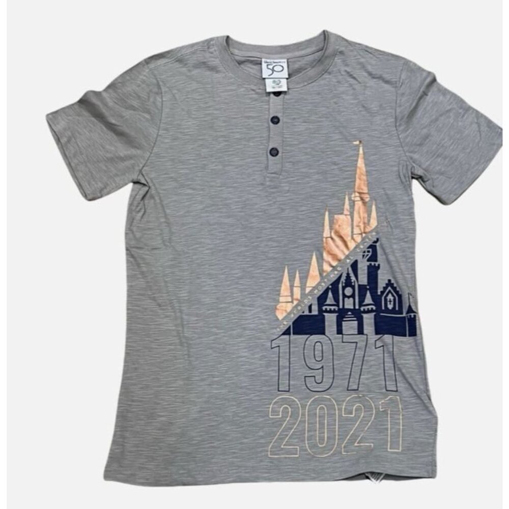 Walt Disney World 50th Anniversary Cinderella Castle T Shirt ADULT SIZE xl